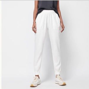 Faherty Arlie Day Jogger, NWT, XS